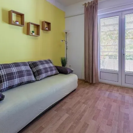 Ane Apartment