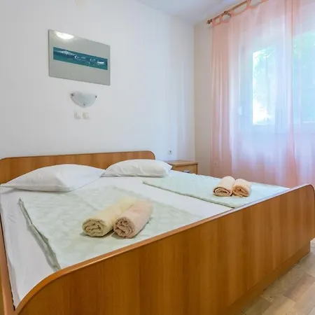 Apartment Ane Lopar