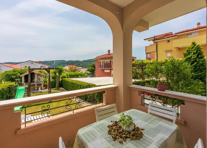 Apartment Ane Lopar