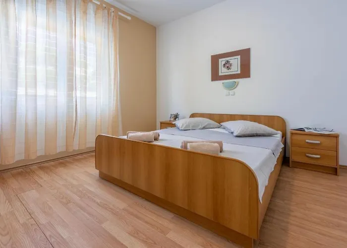 Apartment Ane Lopar