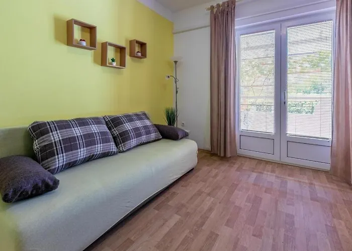 Ane Apartment